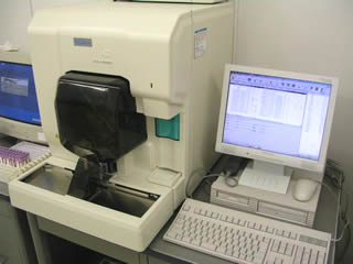 血液検査測定装置XT-1800i